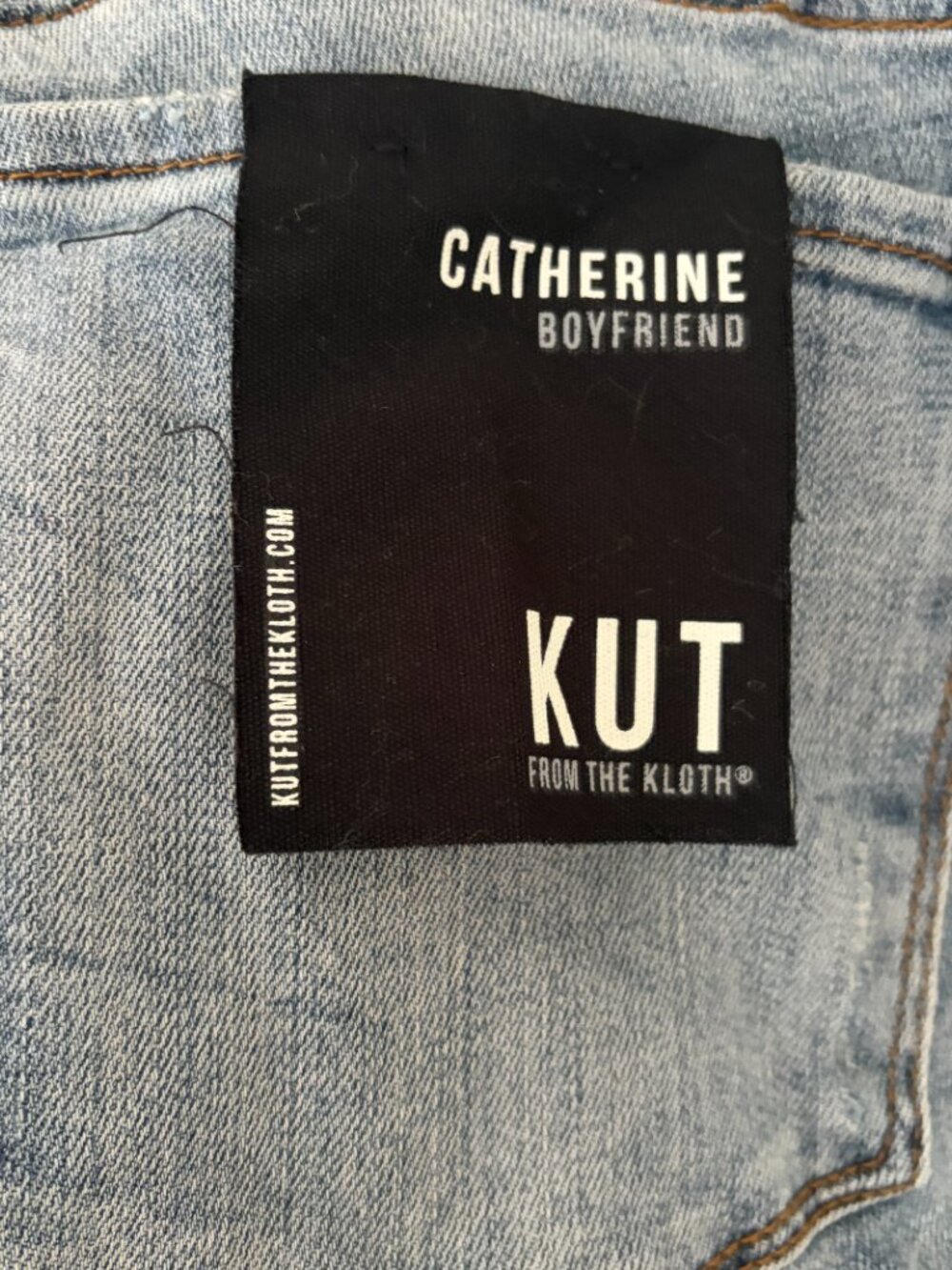 Kut from the Kloth Catherine Boyfriend Jeans Size 20W Distressed NWT - Picture 8 of 8
